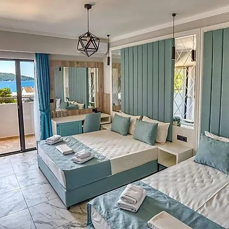 Montenegrina & 4* Podgorica