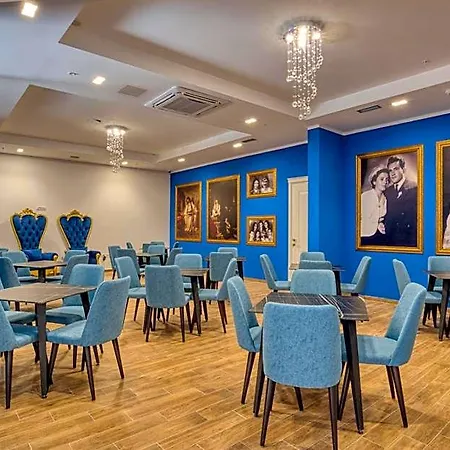 Hotel Montenegrina & 4*