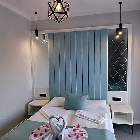 Montenegrina & 4* Podgorica